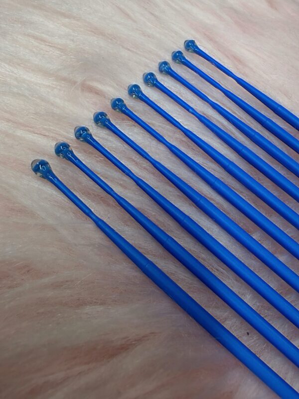 GemFix Pen – Aplicador de Resina de Precisión para Gemas Dentales