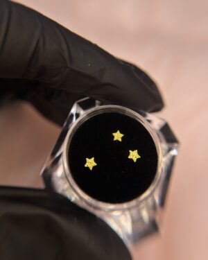 Solid Star Smile Gem – Gold Finish