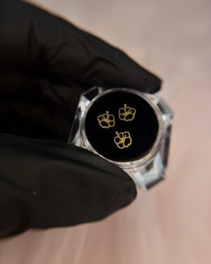 Hibiscus Smile Gem – Gold Finish