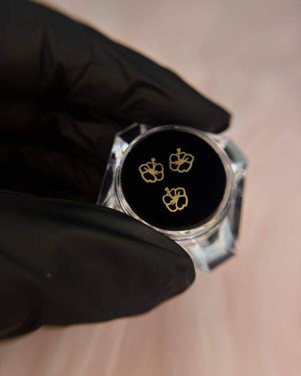 img_0624 Hibiscus Smile Gem – Gold Finish